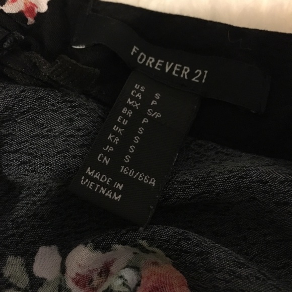 Forever 21 Black And Floral Skirt - Picture 6 of 6